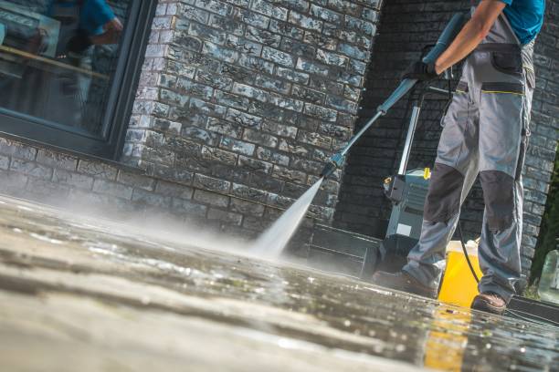 Best Driveway Pressure Washing  in Louisville, OH
