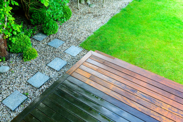 Best Animal Enclosure Cleaning  in Louisville, OH